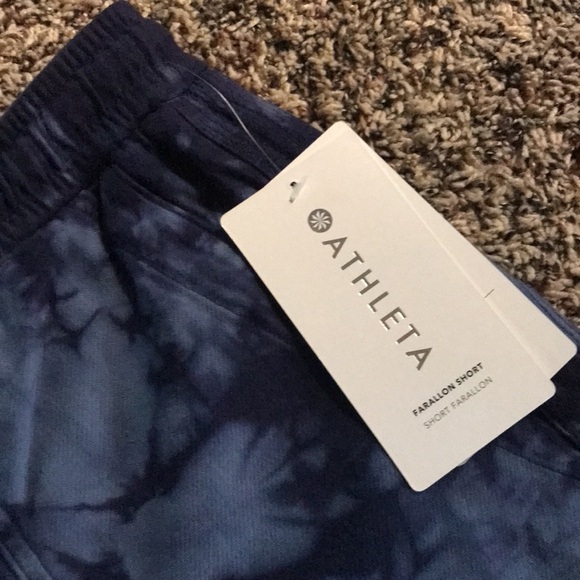 🥳HOST PICK!🥳Athleta Farallon Tie Dye short | NWT! - Picture 3 of 4